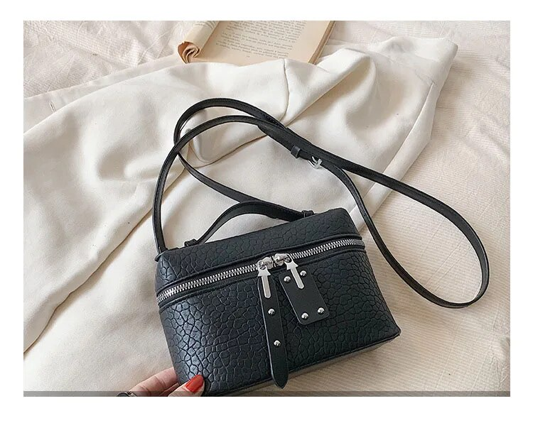 Borsa da donna 2023 nuova moda coreana una spalla a tracolla piccole borse quadrate borse da festa da donna eleganti personalizzate_voghion.com