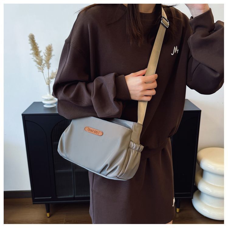 Oxford Cloth For Women, Lightweight Multi-layer Nylon Canvas, Mother's Middle-aged Women's Single Shoulder Crossbody_voghion.com