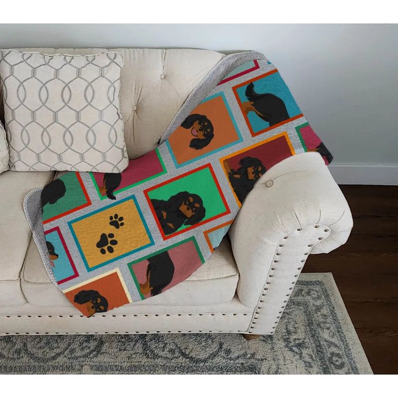 Cavalier Tan 50x60 Throw Quilted Of Lots And Black Pattern King Bed, For Quilted Artwork Couch, Charles Blanket Blanket Spaniel_voghion.com