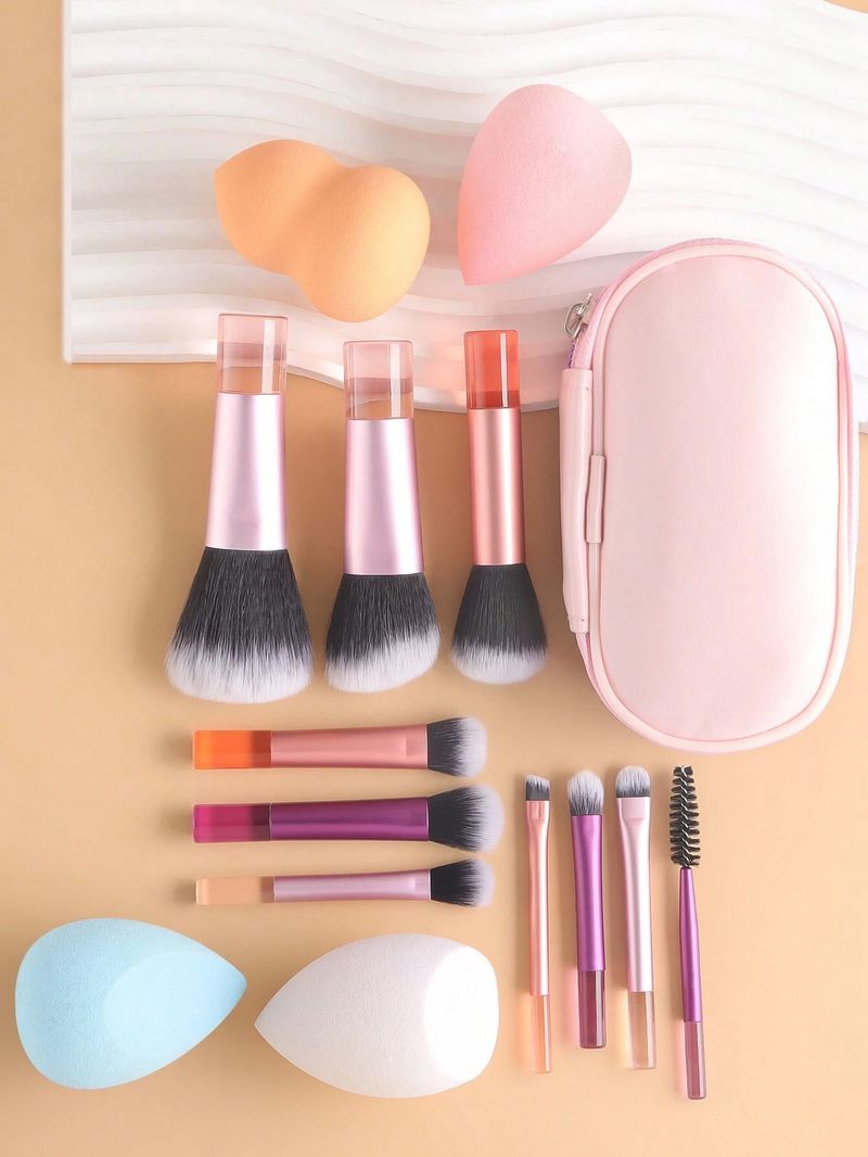 10-teiliges Regenbogen-Reise-Make-up-Pinsel-Set mit 4 Mischschwämmen, Etui mit Reißverschluss, kompaktes Kosmetikpinsel-Set mit kurzem Griff, tragbare Make-up-Grundausstattung_voghion.com