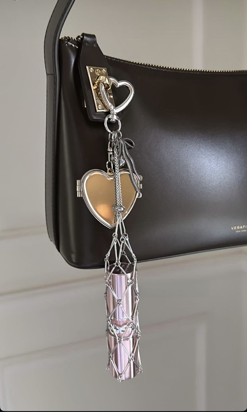 Mesh Keyring Pendant Packaging Accessory Fall/Winter 2025 New_voghion.com