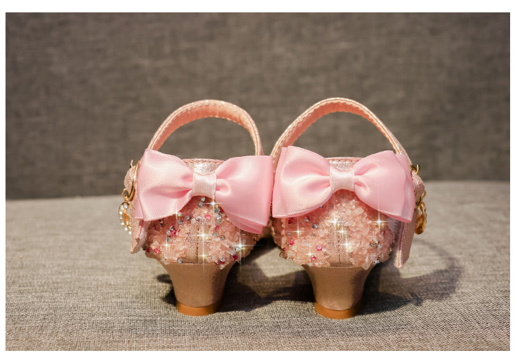 Pigesandaler 2023 Summer Korean Edition Crystal Little Princess Sko Blød sål Mellem stor børns sølv_voghion.com