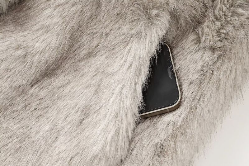 Cappotto in pelliccia sintetica di lusso per donna - Giacca invernale calda e alla moda oversize con collo a scialle, capospalla in peluche morbido ed ecologico_voghion.com