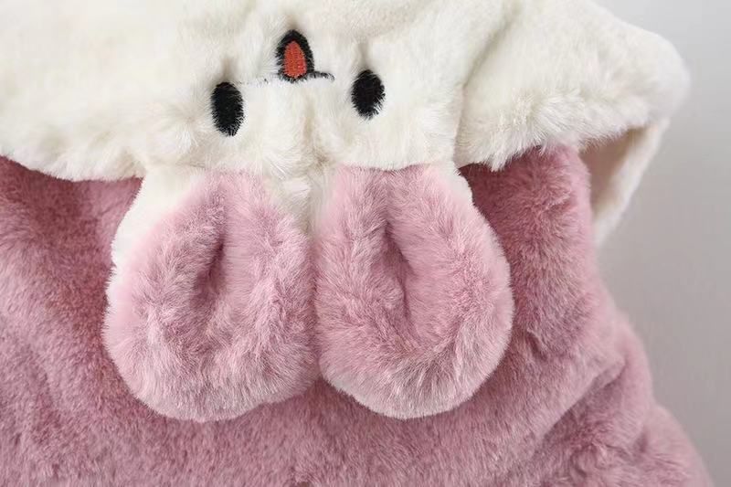 2021 m. vaikiškų drabužių didmeninė prekyba žieminiais korėjietiško stiliaus mergaitiškais vilnoniais megztiniais su triušio ausimis ir siuvinėta striuke, siunta 1215_voghion.com