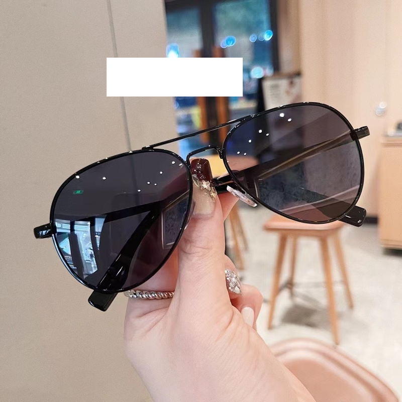 Unisex Kinder Sonnenbrille Trendy Pilot Jungen Sonnenbrille Hübsche Polarisierte Anti-UV Mädchen Brille Jungen Mode Cool_voghion.com