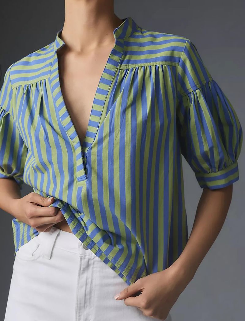 Camicia da donna a maniche corte, a righe, ampia e versatile, nuova moda 2025_voghion.com