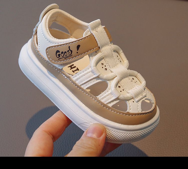 Zomermode nieuwe sandalen, holle strandmeisjes leren geperforeerde schoenen voor jongens, kinderschoenen met zachte zool_voghion.com