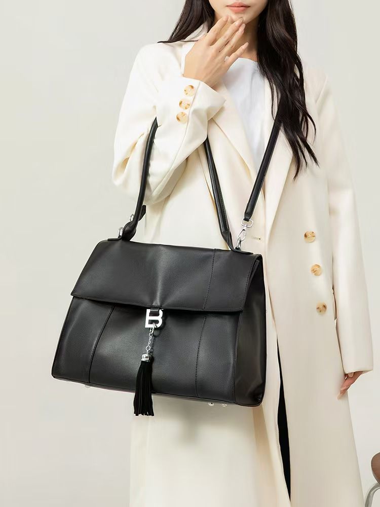 Sacs de créateurs, sacs fourre-tout, sacs à bandoulière, sacs à main moyens, sacs à main pour femmes et hommes, sacs à main en cuir, sacs fourre-tout pour dames, sacs à bandoulière_voghion.com
