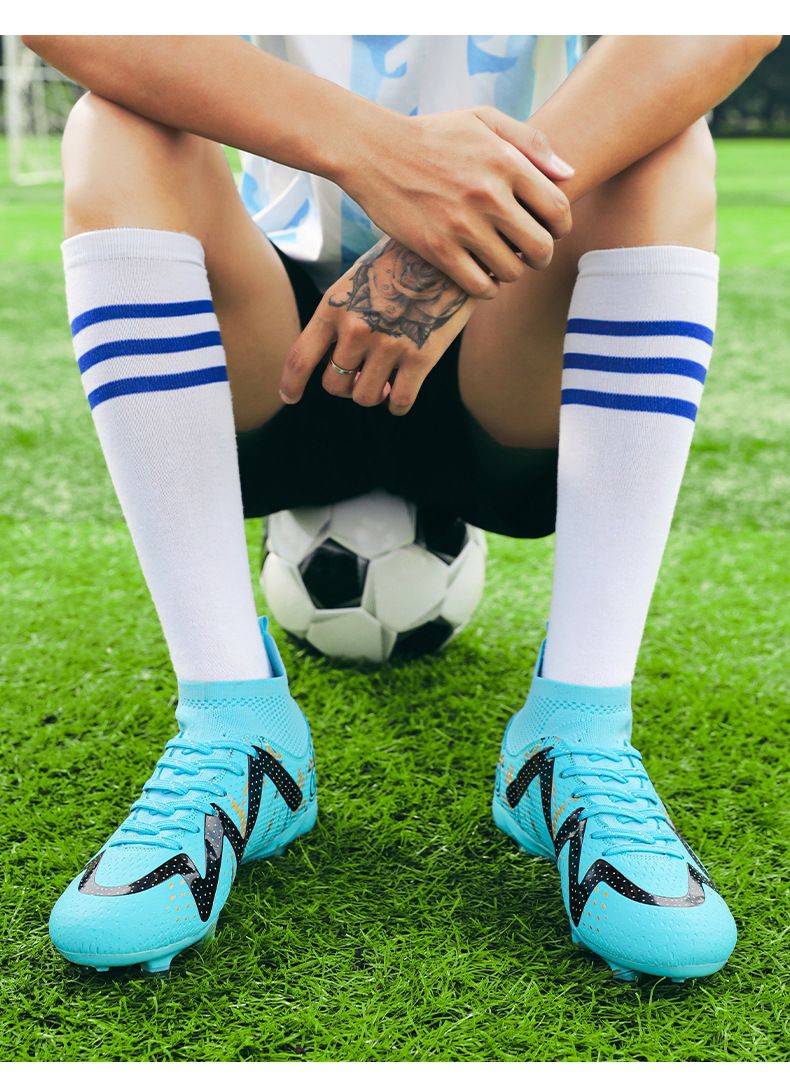2025 New Men's 33-46 Football Shoes Outdoor Fashion Sports Shoes Youth And Adult Football Shoes European Size 35-46_voghion.com