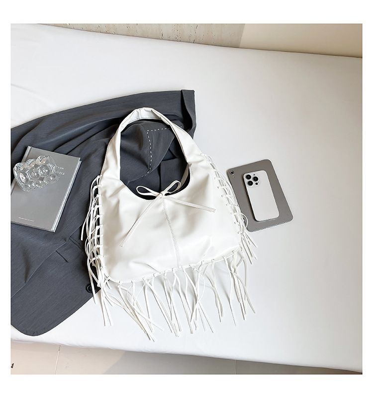 Trendy Fashion Tassel Underarm For Women 2025 Autumn New Korean Style Casual Versatile Single Shoulder Commuter Bag_voghion.com