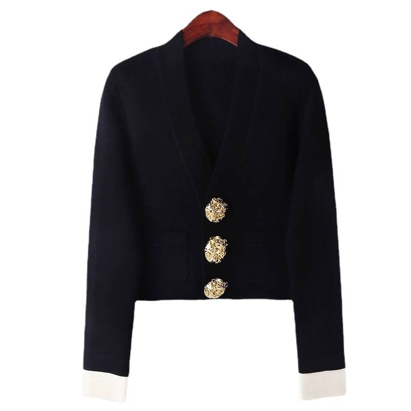 Ropa de mujer Cárdigan de punto ligero de lujo nuevo con botones dorados en contraste blanco y negro y escote en V_voghion.com
