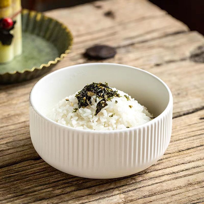 Handgefertigtes Reisschüssel-Set aus Keramik – Japanisch inspiriertes geprägtes Geschirr, mikrowellengeeignete Suppen- und Reisschüsseln (4-teilig, 6-teilig oder 8-teilig)_voghion.com