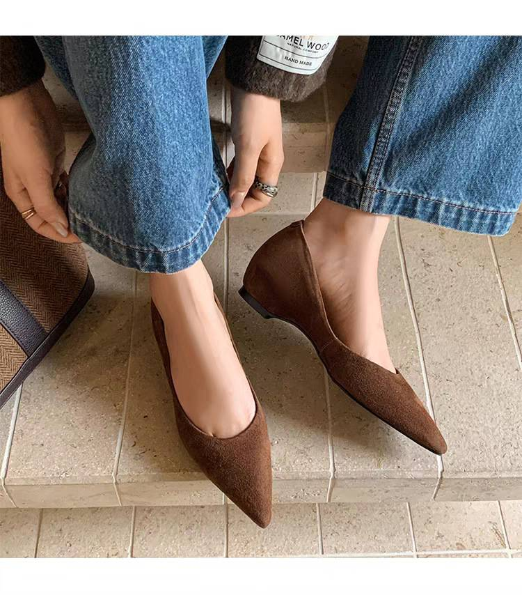 Damen-Schuhe mit spitzer Spitze und niedrigem Absatz im Vintage-Stil zum Hineinschlüpfen für Frühling, Sommer und Herbst – bequeme Freizeit- und Arbeitsschuhe in Schwarz, Beige und Braun_voghion.com