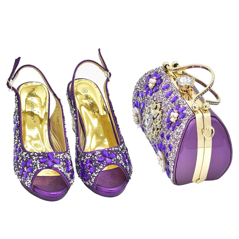 Vintage Diamond-encrusted Floral Embellished Square Heels With Pointed Heels Paired With A Solid Color Party And Dinner Bag Set_voghion.com