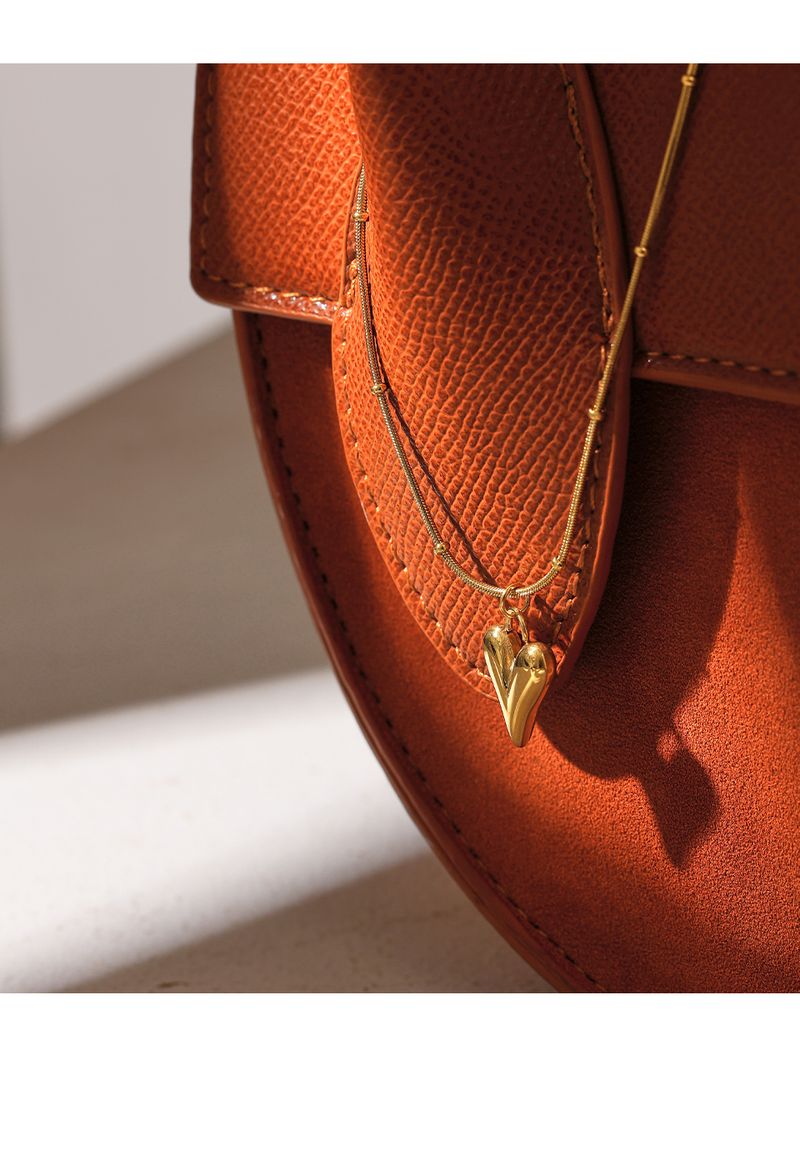 Vendita calda Collana in acciaio inossidabile con ciondolo a forma di cuore da donna_voghion.com