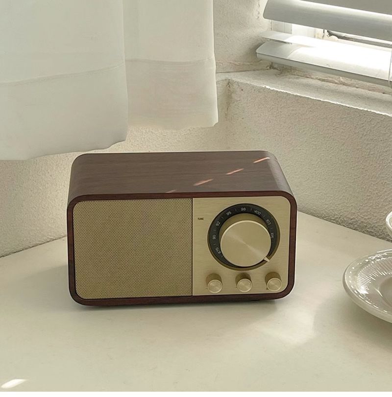 Kreatywny drewniany ładny Bluetooth Audio Retro przenośny subwoofer Sound Box Radio Photo Props z anteną_voghion.com
