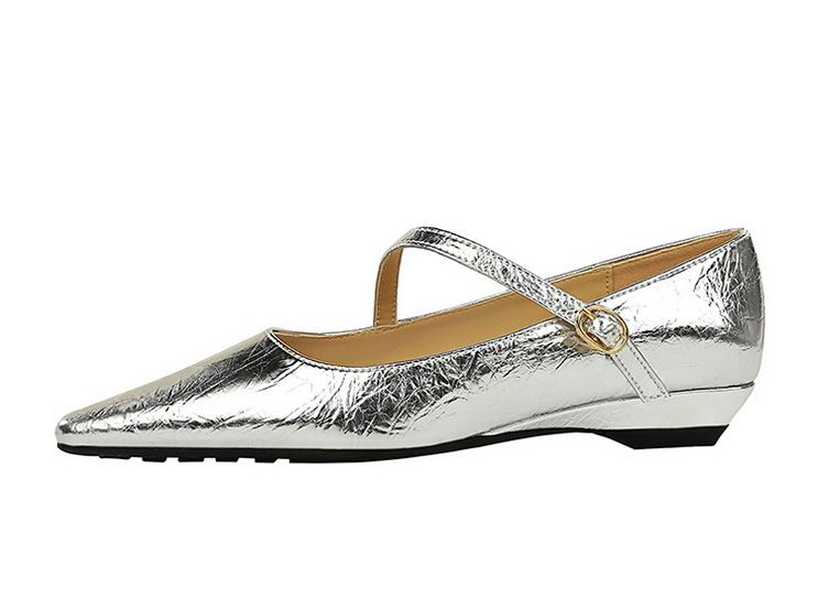 3683-13 Modische und stilvolle Damenschuhe mit flacher Öffnung, schrägem Absatz, diagonalem Strohhalm, dekorativem Handgriffmuster,_voghion.com