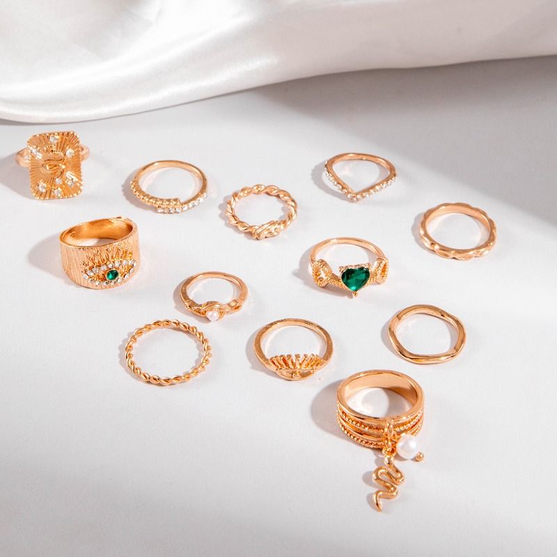Set di anelli placcati in oro con malocchio e simbolo celeste per donna, 12 anelli impilabili boho con pietre preziose e perle, collezione di gioielli spirituali alla moda_voghion.com