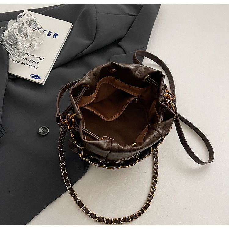 Soft leather pleated bucket bag, women's light luxury bags with a stylish and niche high-end texture, chain shoulder_voghion.com