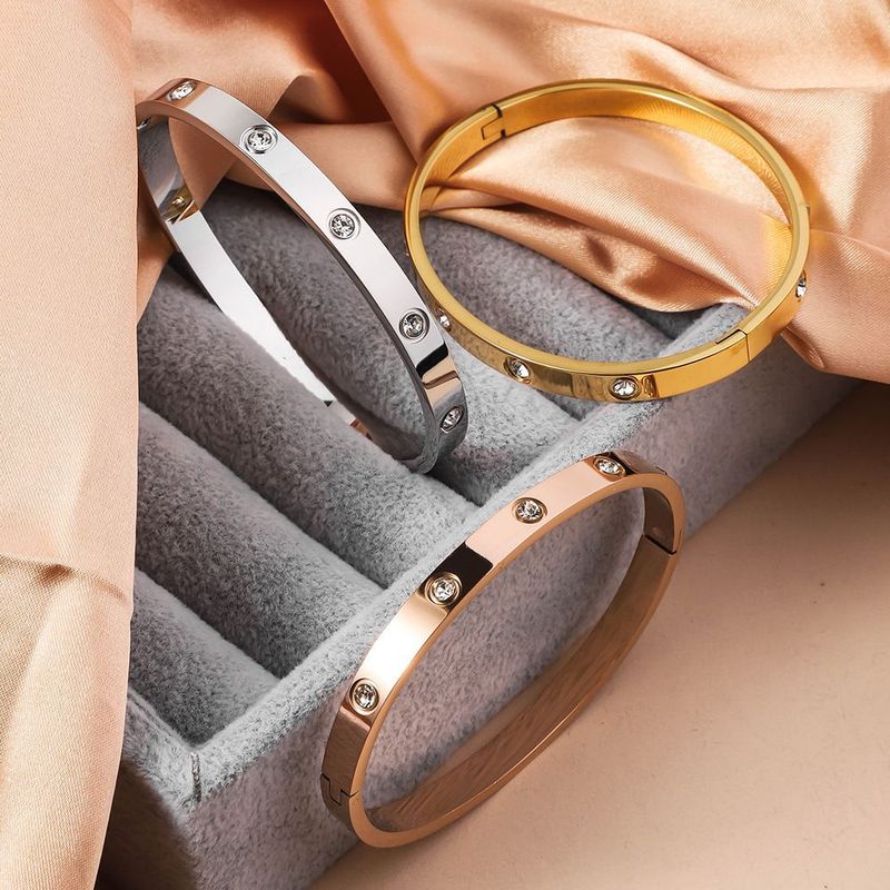 【 】 High-End Damen Roségold Titanstahl Handring Internet Promi Liicht Luxus Exquisite Ins Nische Net Verblaszt_voghion.com