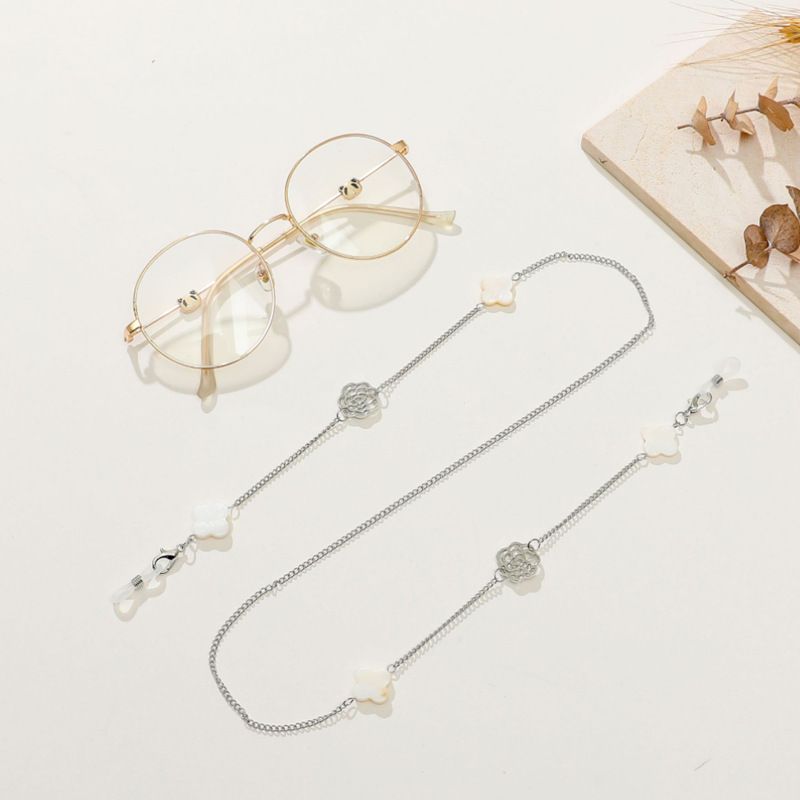 Minimalist Pearl Mixed Mask Accessories Direct Camellia Four-Leaf Clover Multi-Use Glasses Chain_voghion.com