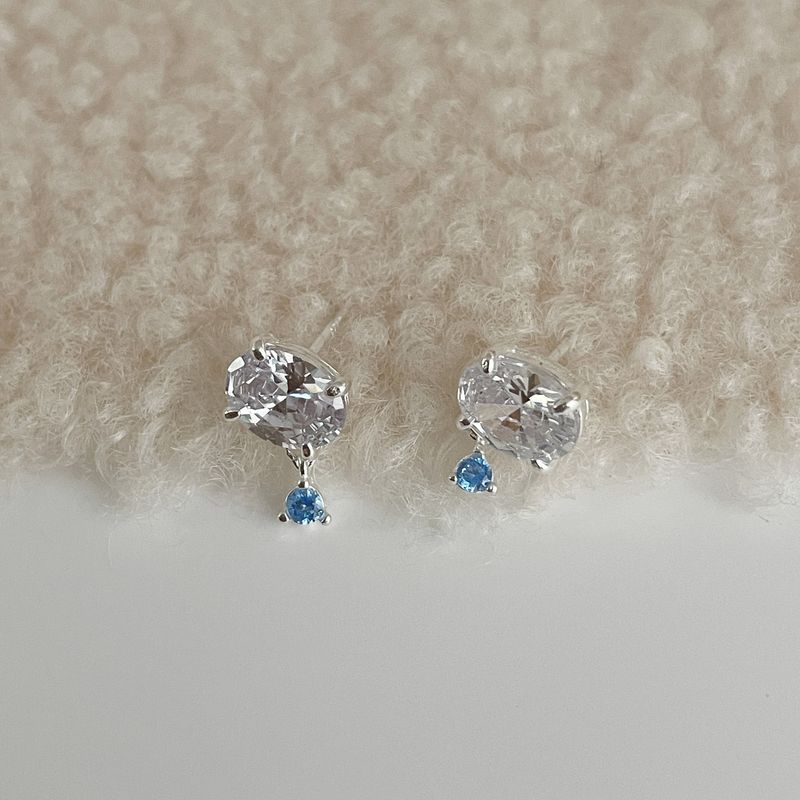 Tiqis minimalistisches Nischendesign, ovales funkelndes Zirkonium für Frauen, aus reinem Silber, Tränenflecken im koreanischen Stil, blau_voghion.com