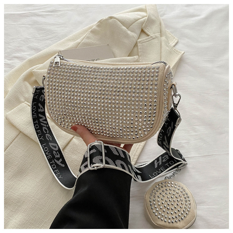 Donna alla moda con semplici strass intarsiati, borsa a tracolla alla moda a spalla singola, borsa di tendenza da discoteca,_voghion.com