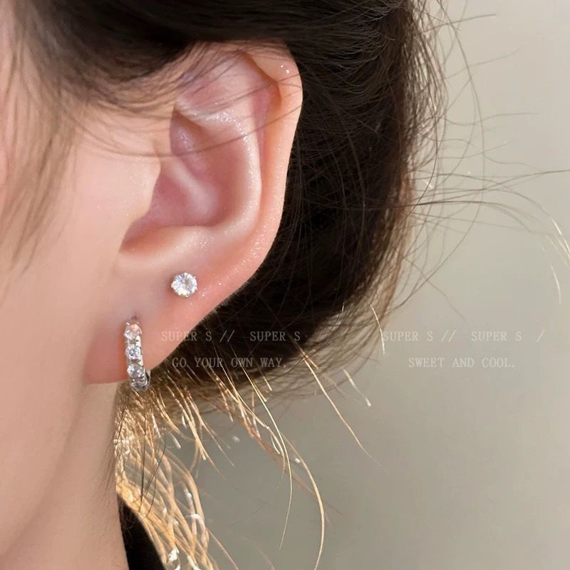 4-piece et~Zircon Plain Circle Buckle for Women' Ear Care, 2024 New High end Earring, Sleeping, Non removable_voghion.com