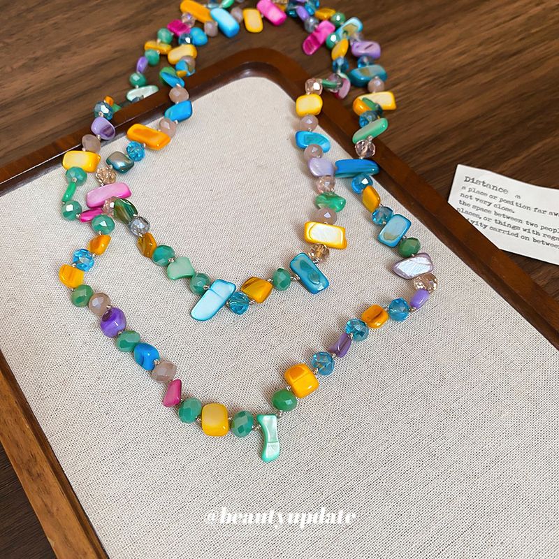 Collana con catena per clavicola in stile bohémien, con strati di vetro colorato irregolare, temperamento dolce e fresco, per le donne_voghion.com