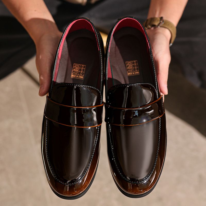 Leder-Loafer mit Stickerei, One-Foot-Business-Leder-Herrenschuhe, trendige High-End-, atmungsaktive und geruchsneutrale Füße_voghion.com