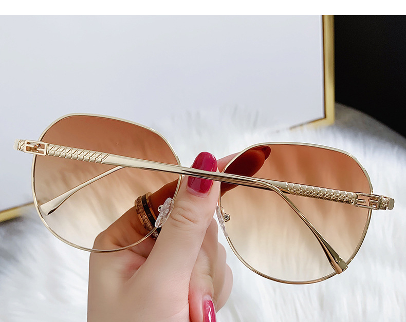 2023 sonnenbrille Frauen Runde Mode Gläser Vintage Übergroßen Shades Lunette De Soleil Femme Gafas De Sol Mujer Lentes_voghion.com