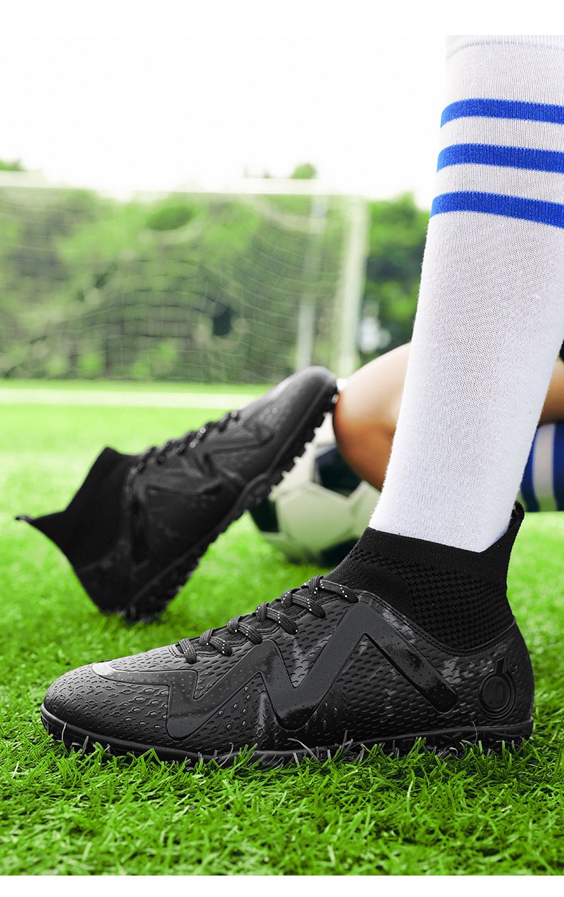 2025 New Men's 33-46 Football Shoes Outdoor Fashion Sports Shoes Youth And Adult Football Shoes European Size 35-46_voghion.com
