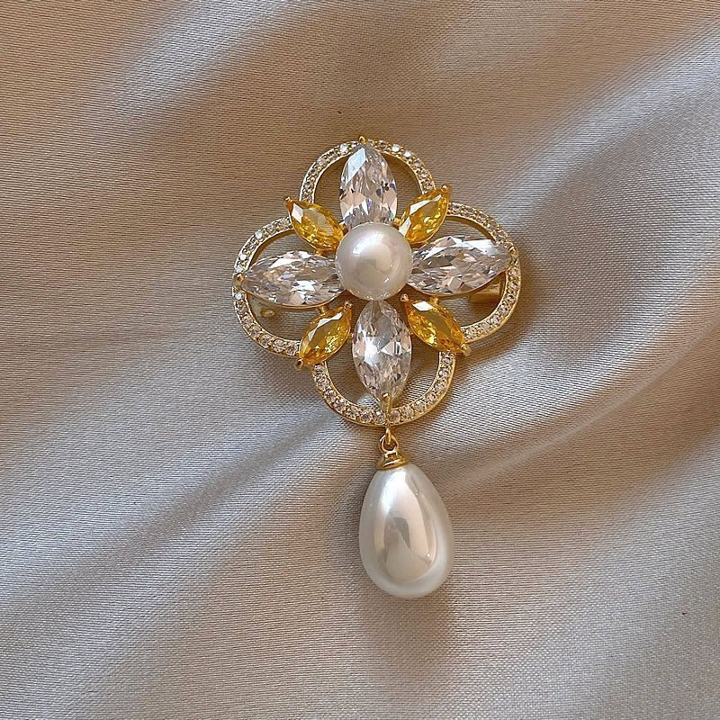 Pearl Flower Fashion Exquisite Versatile Design Pin Brooch Accessory High-end Elegant New Model_voghion.com