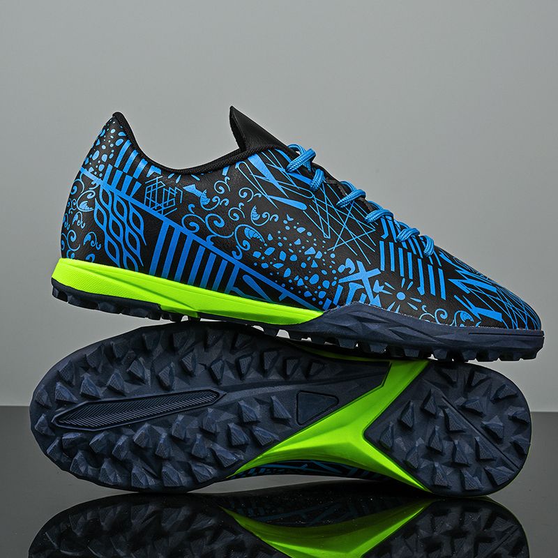Shoe Size Factory Sales New Long And Short Spike Soccer Training Shoes 35-45_voghion.com