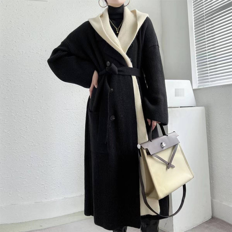 Cardigan lungo con cappuccio oversize da donna - Cappotto spolverino a strati in maglia spessa con dettaglio cintura, comodo capo invernale a strati in beige/grigio/nero_voghion.com