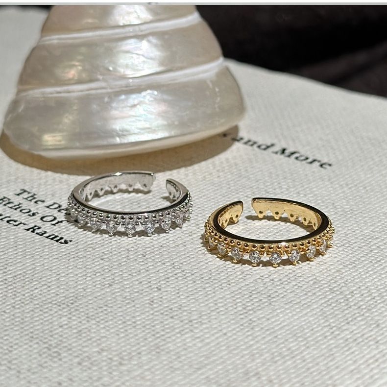 S925 Sterling Silver Row Diamond Ring Medieval Niche Design Simple And Fashionable Vintage Light Luxury Micro Zircon Ring_voghion.com