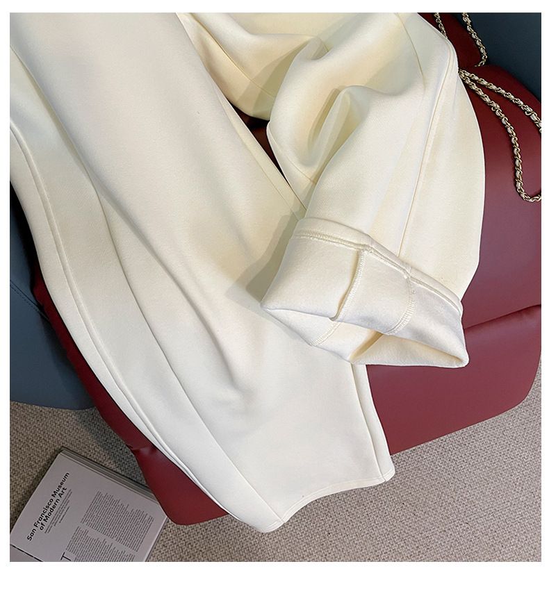 Completo da donna con felpa con cappuccio in pile e pantaloni a gamba larga: comodo completo casual in due pezzi con fodera in velluto per autunno e inverno_voghion.com