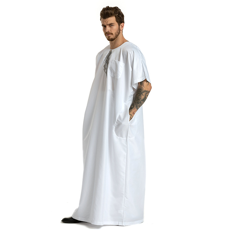 Männerkleeder muslimesch Männerkleed mat gesticktem kuerzen Ärmelen, Ronnhalsmantel fir Männer_voghion.com