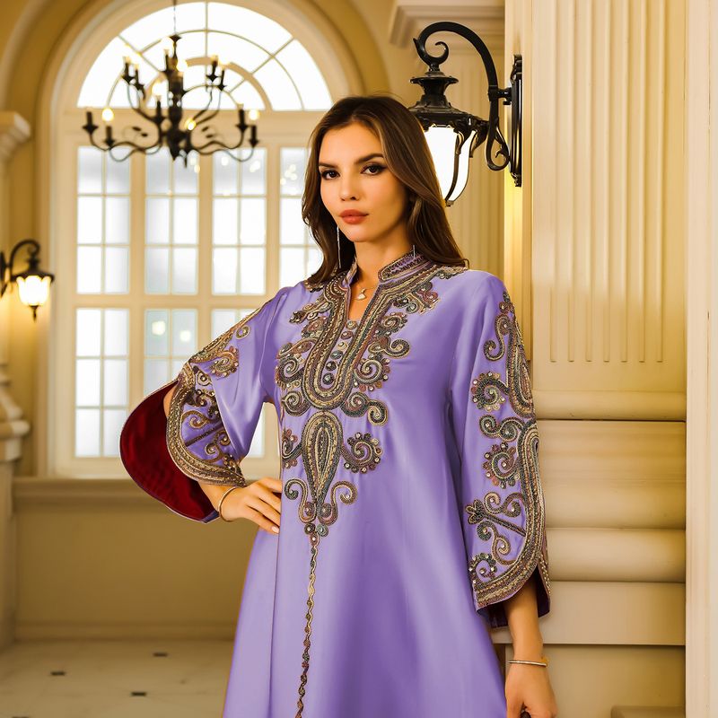 Női ruházat Közel-Kelet Musilin Arab Szaúd-Dubai Hímzett Köntös Abaya Kötél Hímzés Ruha_voghion.com