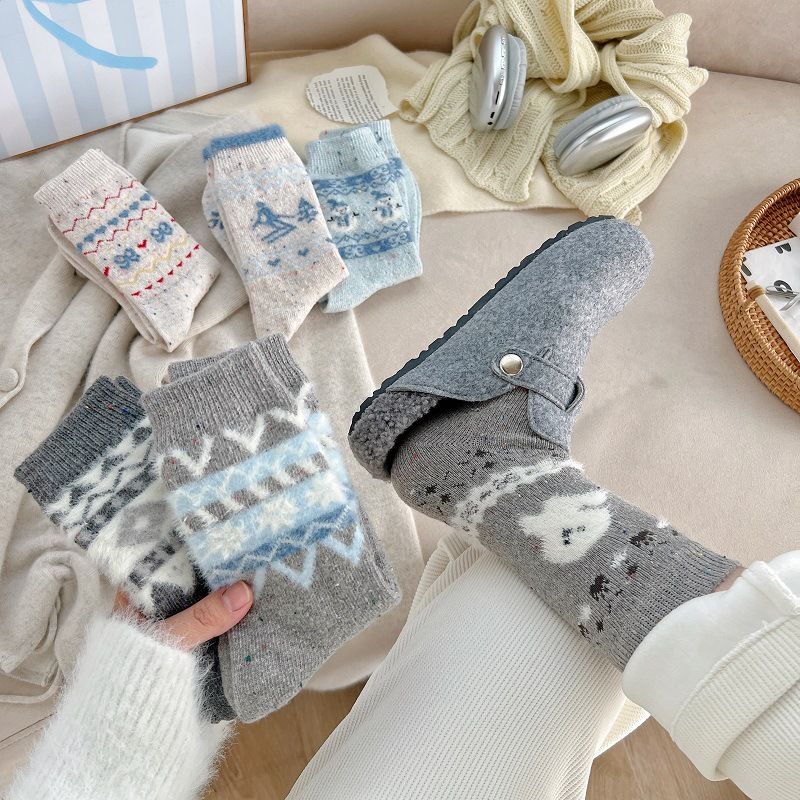 001 001 Vintage Fair Isle Puppy Wool For Women, Autumn And Winter Thickened Warm Gray Mid-Calf Socks, Cute Fuzzy Slouch Socks_voghion.com