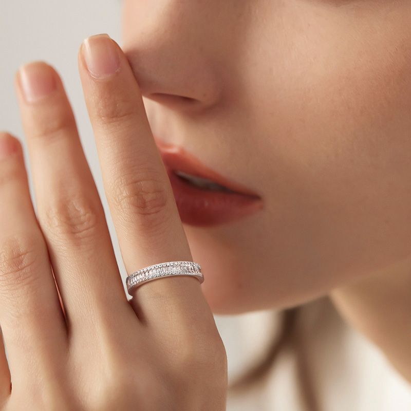 2025 Neuheiten TBCYD D Farbe Runder Smaragdschliff Halb Ewigkeit Moissanite Ringe Für Frauen S Sier Lab Diamantfassung Ehering_voghion.com
