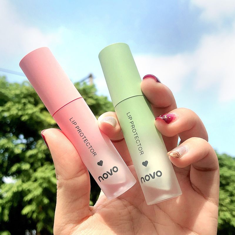 NOVO5407 Shea Butter Moisturizing&Repairing Lotion Moisturizing Mild Nourishing&Improving Dry Lip lipstick_voghion.com