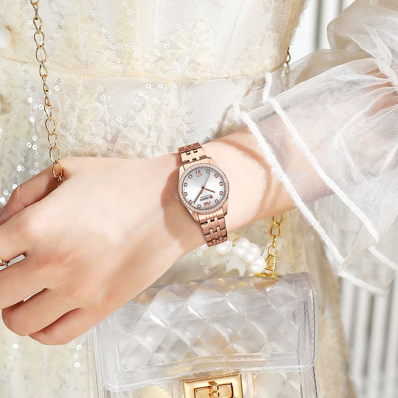 Women's Elegant Roman Numeral Watch – Water-Resistant Quartz Fashion Timepiece With Alloy Strap Quartz Watch_voghion.com