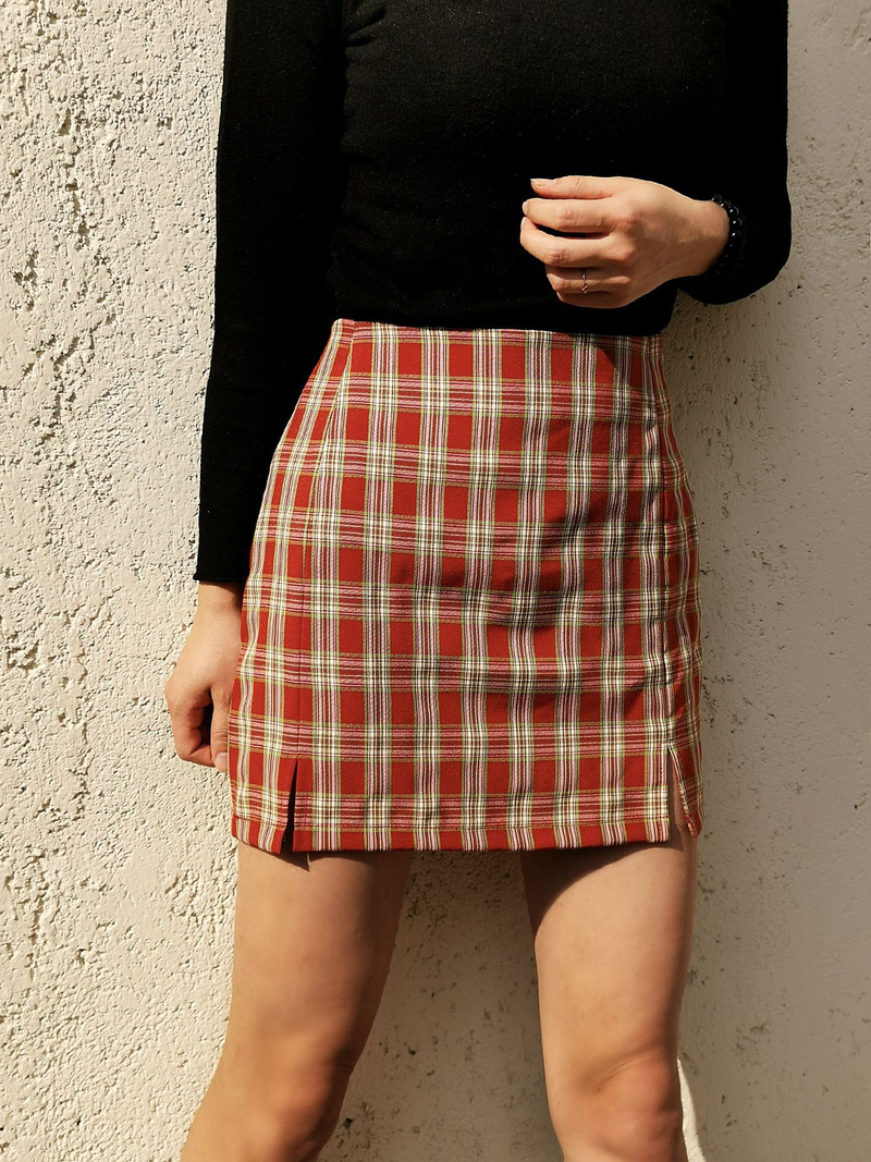 Gonna scozzese a vita alta da donna con gonna avvolgente all'anca e spacco_voghion.com