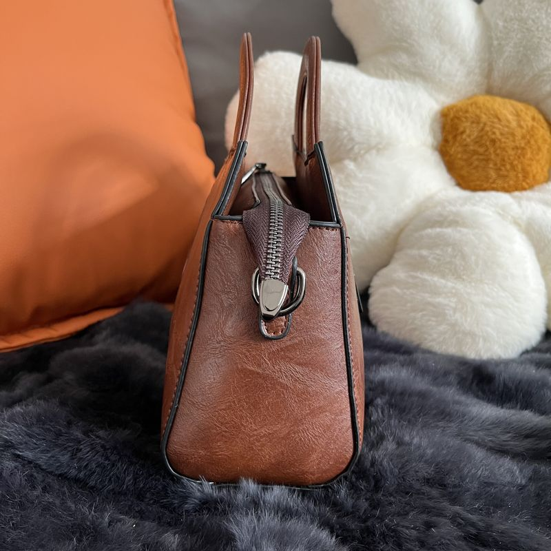Yeni Tasarımcı Oyma Çanta Crossbody Omuz Çantaları Kadınlar için Hakiki Deri Bayan Çantalar_voghion.com