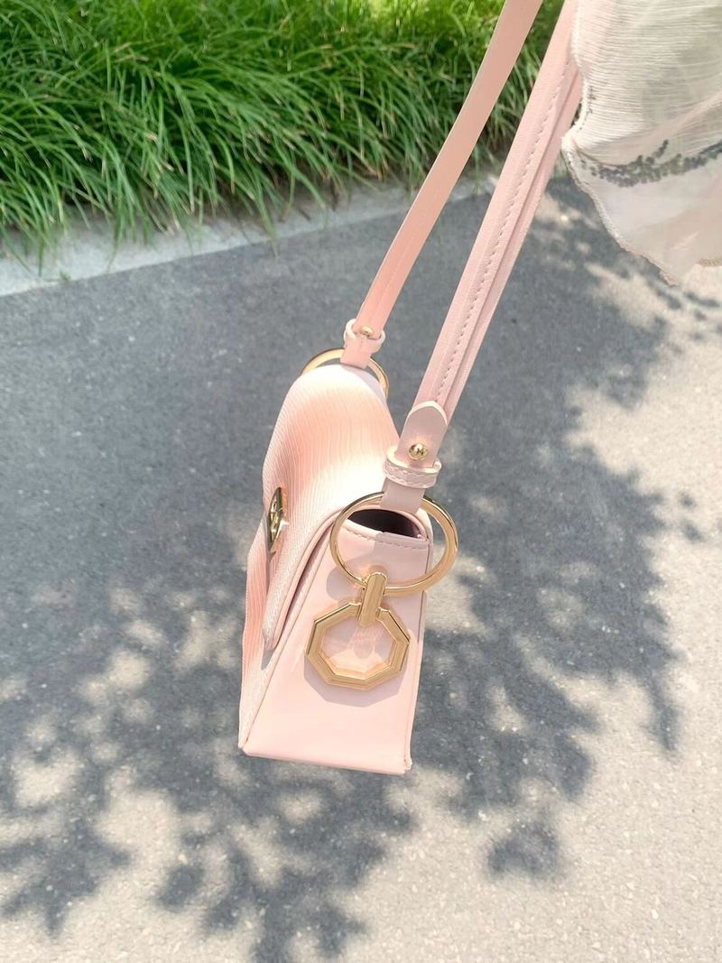 High Beauty Pink Rose Square 2023 Nuova borsa a tracolla monospalla per pendolarismo semplice Dolce e versatile piccola_voghion.com