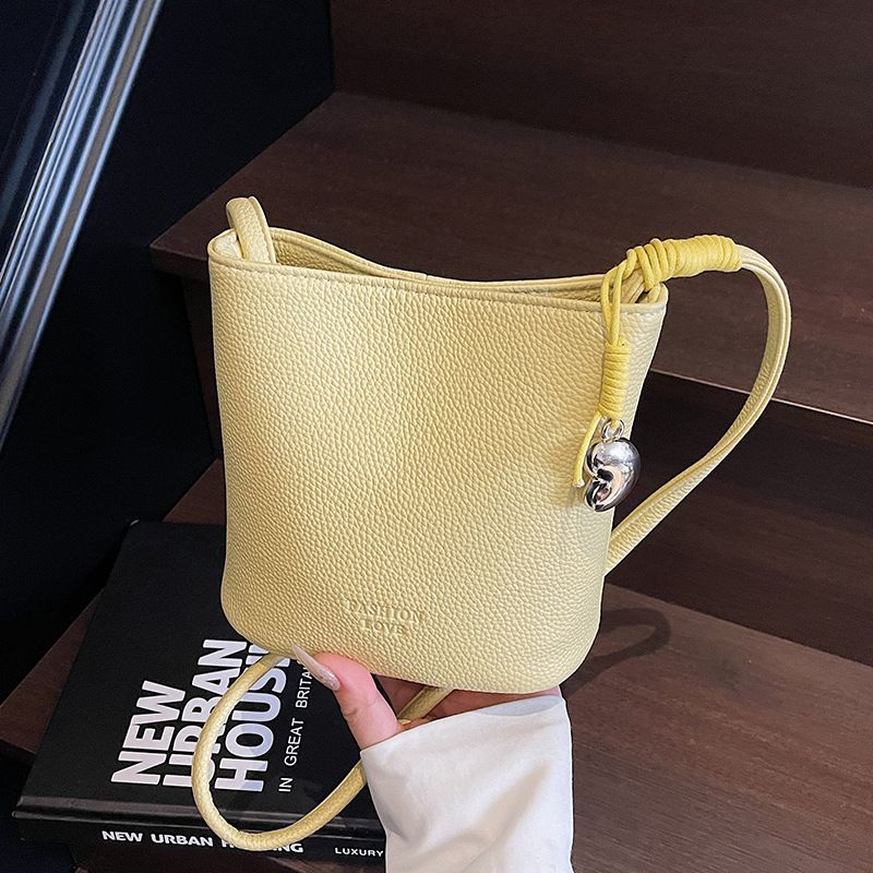Tendenza estiva piccola per le donne 2025, nuova borsa a tracolla semplice e versatile, squisita, mini e super popolare._voghion.com
