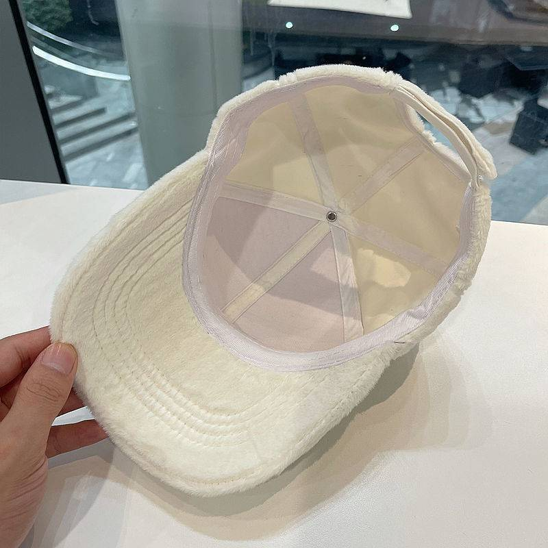 2024 Korean New M-Letter Versatile Baseball Hat Autumn and Winter Thickened and Warm Rabbit Hair Mink Duck Tongue Hat Children_voghion.com