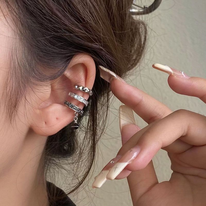 Women's Earrings three-layer color matching high-end ear bone clip niche light luxury versatile simple earrings women's new pierced ear clip_voghion.com