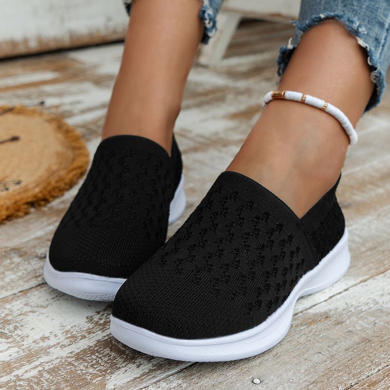 Scarpe sportive di grandi dimensioni per le donne nella primavera e nell'autunno 2023, nuove scarpe casual singole con fondo piatto e tessuto fly per le persone pigre_voghion.com